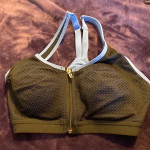 Victoria Secret Sport bra 32C